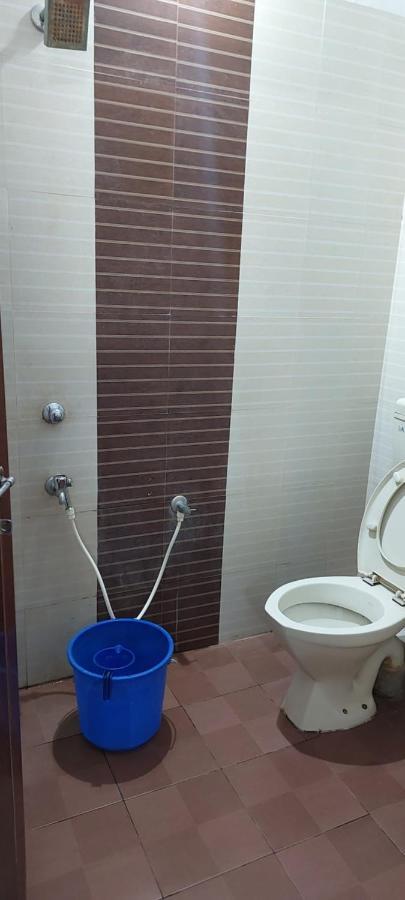 Guruvayur Adithya Eksteriør billede